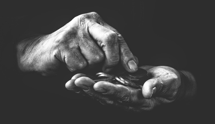 KOMENTÁŘ: Seriál o kapitalismu #1: Může kapitalismus za hlad a chudobu?