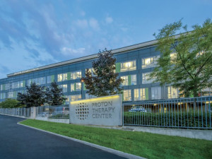 Nečekaná diagnóza, jasné řešení: Jak protonová terapie pomáhá mužům s rakovinou prostaty