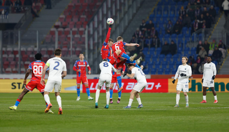 Slovan Liberec podlehl ve 21. kole fotbalové ligy Plzni na jejím hřišti 2:3