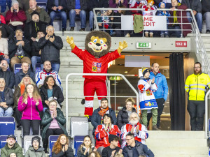 České hokejistky v prvním utkání na turnaji v Liberci deklasovaly Finsko 7:2, dnes je čekají Švýcarky