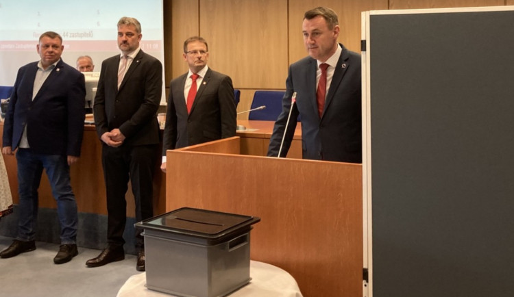 Hejtman Libereckého kraje Martin Půta během ustavujícího zastupitelstva v říjnu 2024