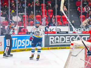Tygři deklasovali Olomouc na jejím ledě 6:1