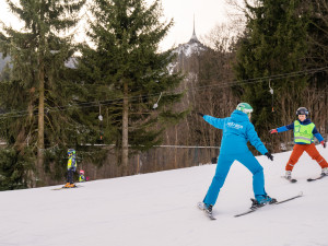 Při lyžování je potřeba pochopit, co se přitom v těle odehrává, říká Michal Novák, šéfinstruktor Ještěd Ski School