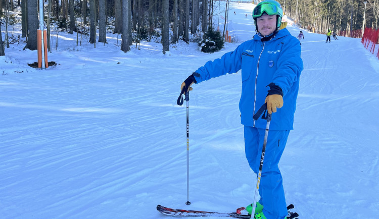 Při lyžování je potřeba pochopit, co se přitom v těle odehrává, říká Michal Novák, šéfinstruktor Ještěd Ski School