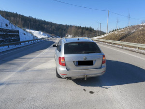 Policie hledá svědky nehody z minulého týdne, ke které došlo na příjezdu do Jablonce v Lukášově