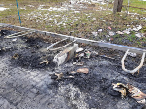 V Liberci a ve Stráži řádil žhář, vypátral ho policejní pes Alligator. Muži pod vlivem alkoholu hrozí rok vězení