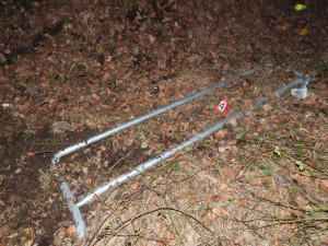 Opilý řidič na Frýdlantsku nevybral zatáčku a havaroval. Nadýchal přes dvě promile