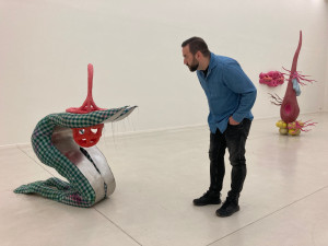 V liberecké galerii se ukrývá Třesoucí se říše. Stojí za ní slavná maďarská sochařka Zsófia Keresztes