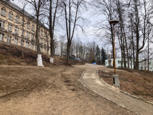 Pak pod Klášterem se v příštím roce promění. Cesta z Klášterní ulice k přehradě bude nově bezbariérová