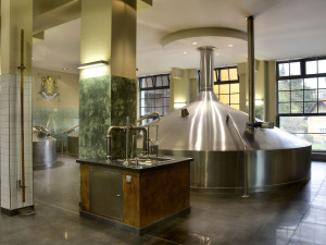 Svijanský pivovar po letech rozšíří varnu. Do provozu uvedl také robotickou linku na plnění sudů