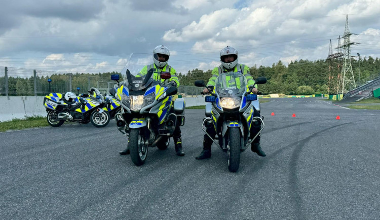 jak naskočit bezpečně do nové motorkářské sezóny?