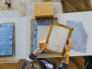 Papírový festival v Liberci podruhé a opět v Paláci Liebieg. Zajímavý a kreativní program nabízí malým i velkým