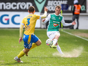 Jablonec v Teplicích vyhrál díky gólu Jawa 1:0, přes početní převahu nedokázal řadu dalších šancí proměnit