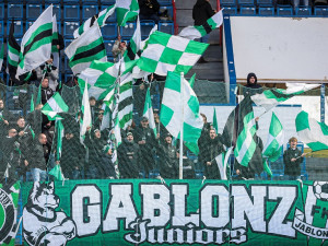 Jablonec v Teplicích vyhrál díky gólu Jawa 1:0, přes početní převahu nedokázal řadu dalších šancí proměnit