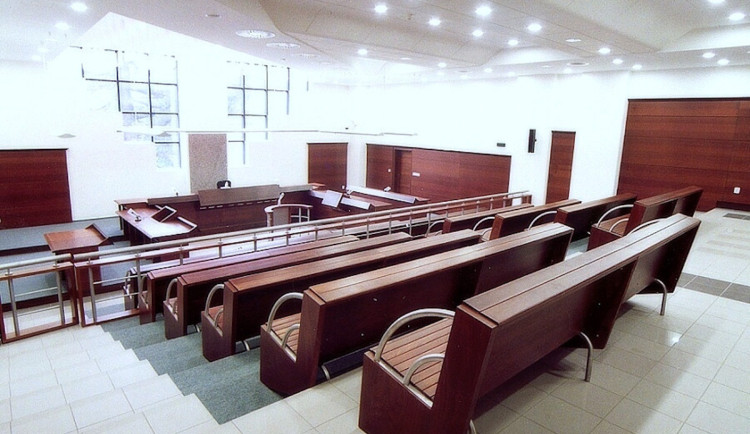 Šestice dívek měla připravovat masovou vraždu na dětské psychiatrii v Liberci. Případ je u soudu