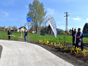 Na Českolipsku přibyl další úsek cyklostezky sv. Zdislavy, je u Cvikova