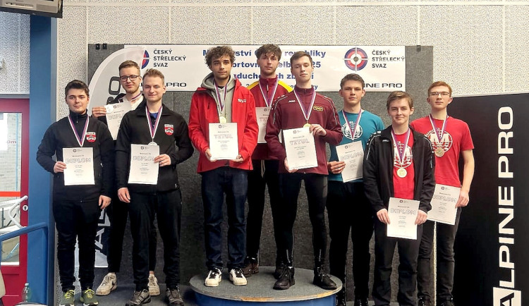 Bronz družstvo vstoje vzduchovka