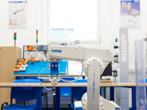 Maturitou to nekončí: VOŠ otevírá nové možnosti