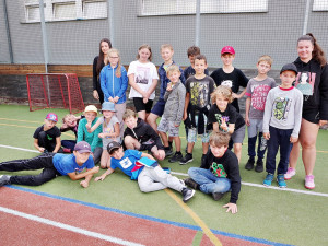 Nadupané příměšťáky bez mobilu frčí