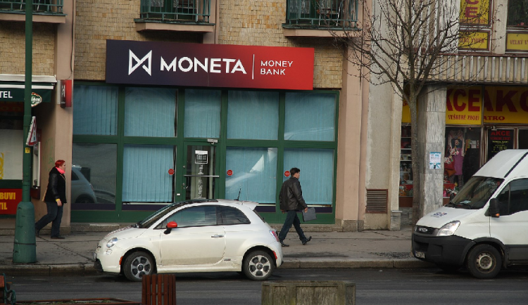 MONETA zvýšila čistý zisk meziročně o 14 % na 1,5 miliardy korun