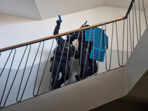 Zásah proti aktivnímu střelci? Záchranné složky cvičily na úřadu práce v Železném Brodě