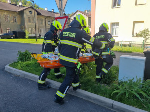 Zásah proti aktivnímu střelci? Záchranné složky cvičily na úřadu práce v Železném Brodě