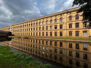 Záchrana chátrající textilky v Semilech. Z bývalé přádelny vznikne multifunkční centrum