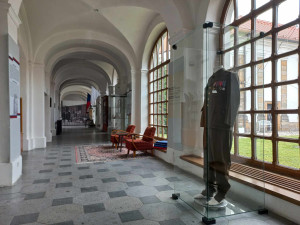 Výstava v České Lípě ukazuje, jak se v čase měnil výklad konce II. světové