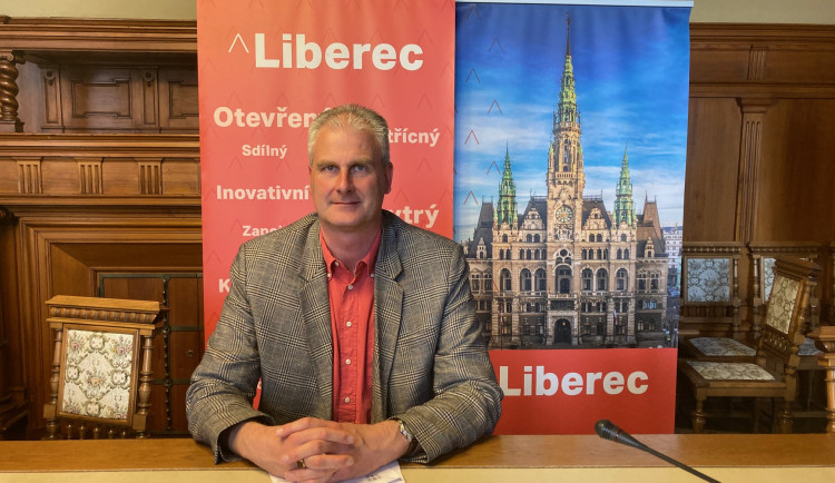 Mimořádné zastupitelstvo v Liberci k odvolání obviněného Šolce bude 19. května