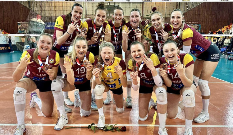 Volejbalistky Dukly Liberec letos vybojovaly v extralize bronzové medaile.