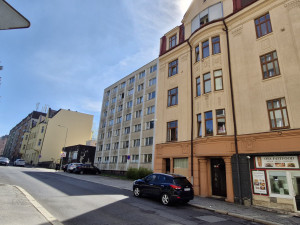 Zastupitelstvo v Jablonci bude znovu jednat o koupi ubytovny Neptun