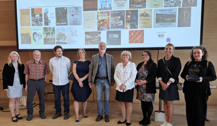 Babička, Krakonoš i oběti holocaustu. Soutěž Kniha roku zná své vítěze