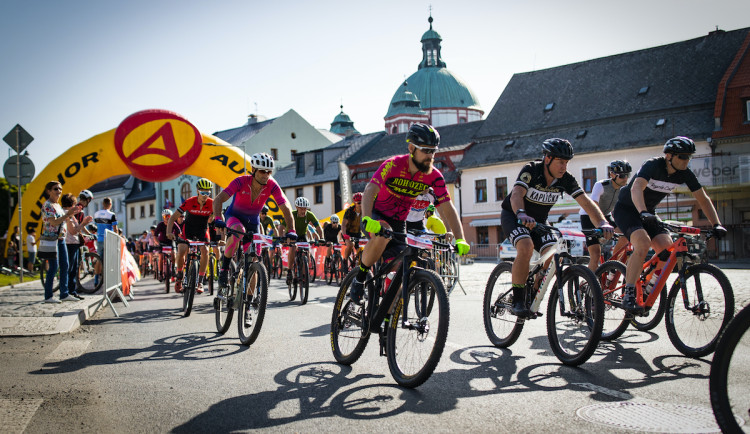 Malevil Cup klepe na dveře