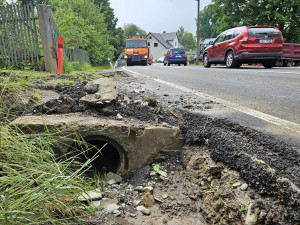 Likvidační práce po přívalovém dešti potrvají v Dalešicích zřejmě do konce týdne