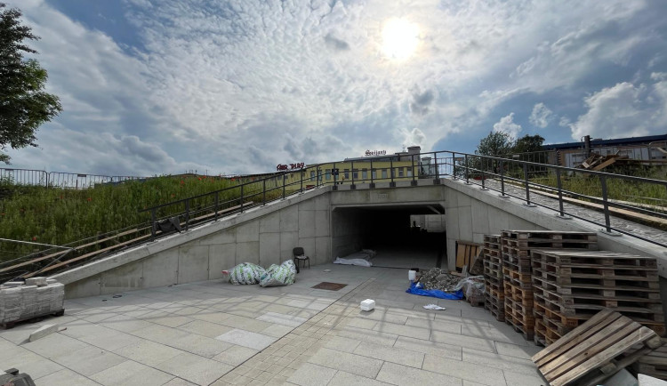 Další zpoždění. Přestavba propustku na podchod v Liberci u arény potrvá až do léta