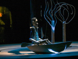 Naivní divadlo uvede odloženou premiéru inscenace Tři zlaté vlasy děda Vševěda