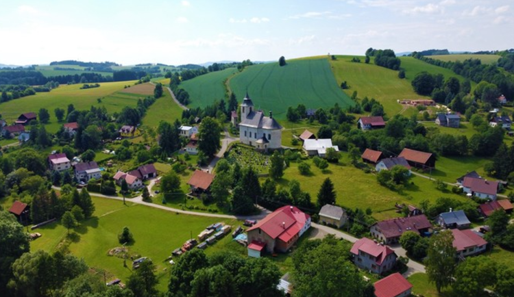 Vesnicí roku Libereckého kraje se staly Roprachtice na Semilsku