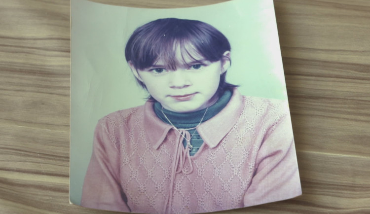 Zmizela beze stopy před 28 lety. Teď po tehdy nezletilé Ivaně policie znovu pátrá