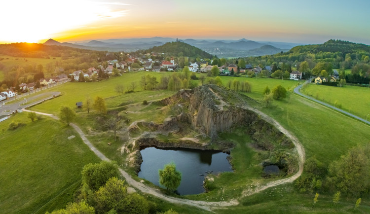 Panská skála na Českolipsku.