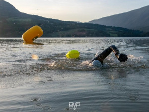 Neuvěřitelný výkon tanvaldského hasiče. Z extrémního triatlonu přivezl stříbro