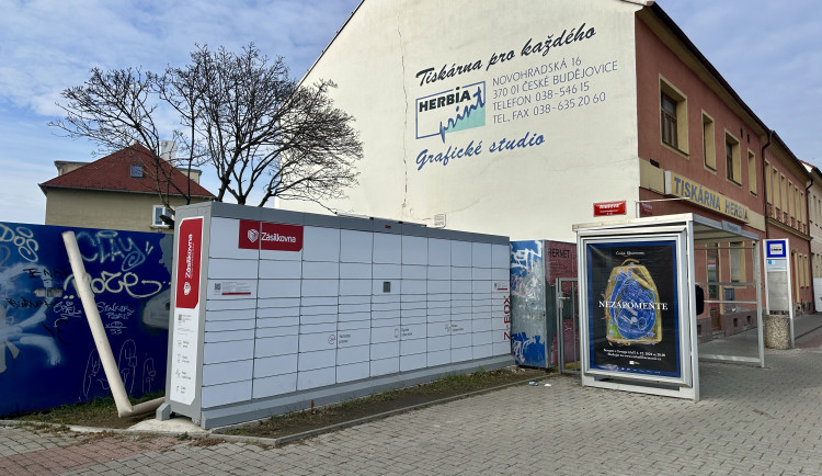 Města chtějí omezit výdejní boxy. Lidé si službu pochvalují