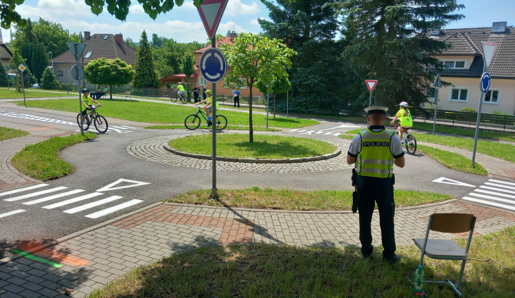 Do Žďáru se sjeli nejlepší mladí cyklisté z Česka. Jsou tam i školáci z Jihlavy