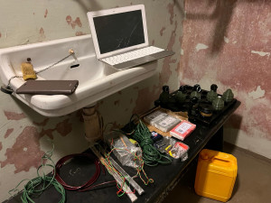 Nebezpečná militantní skupina s centrem v krytu pod Sokolákem. V Liberci cvičí pluk chemiků