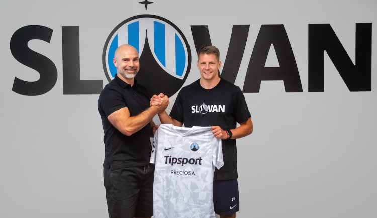 Hostování se mění v přestup. Lukáš Masopust pokračuje ve Slovanu