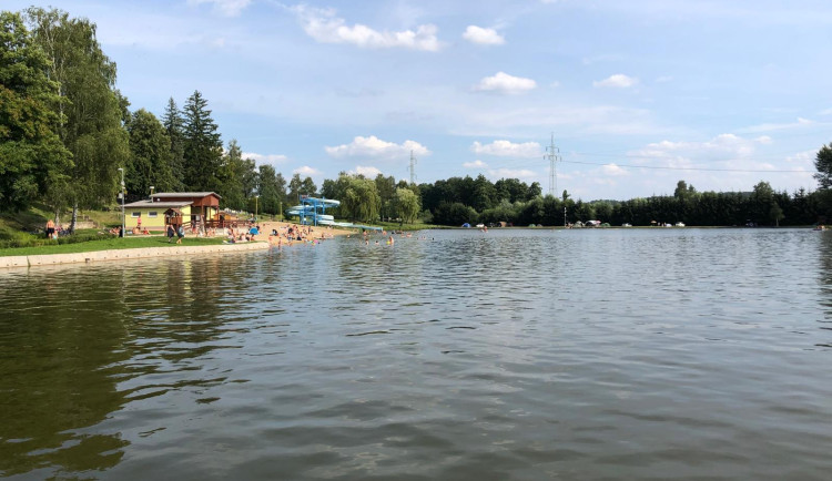 Zhoršenou kvalitu vody má v Libereckém kraji pět přírodních koupališť