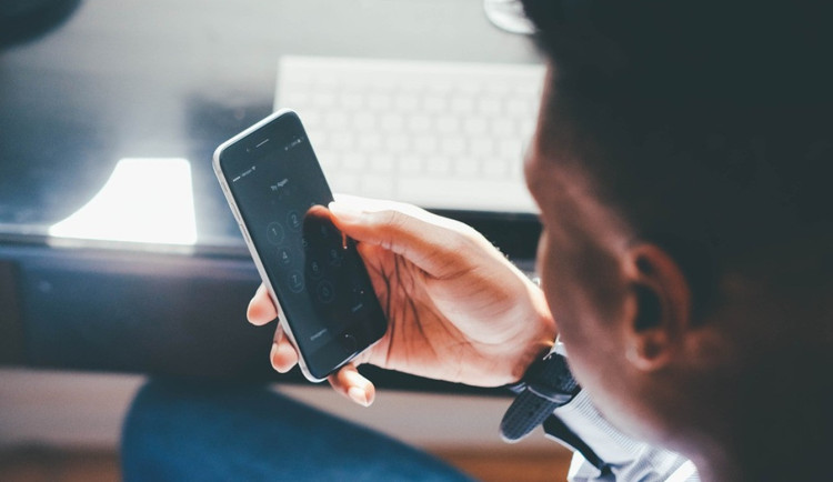 Povodně ukázaly na problém. Počet míst, odkud na Vysočině nelze volat, se sníží