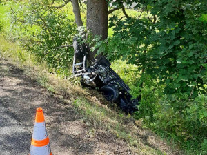 Dopravní nehoda motocyklu Roztoky u Jilemnice.