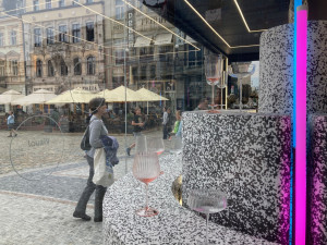 Liberec zdobí tři Křišťálové boxy. Jsou předzvěstí Crystal Valley Week 2025