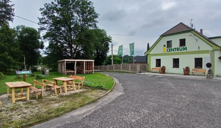 TIP NA VÝLET: Vojenské lesy v Ralsku otevírají zrenovovanou Naučnou stezku Jeřáb