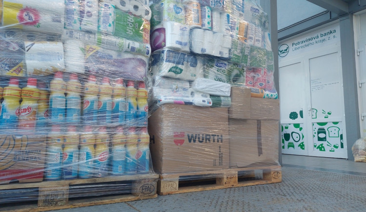 Jablonec rozšiřuje pomoc lidem v tíživé situaci. Kromě jídla nabídne třeba i hygienické potřeby